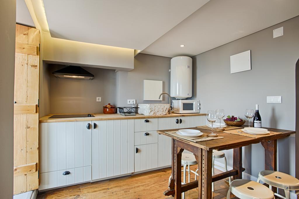 River View Alfama Historic Apartment Lisbon